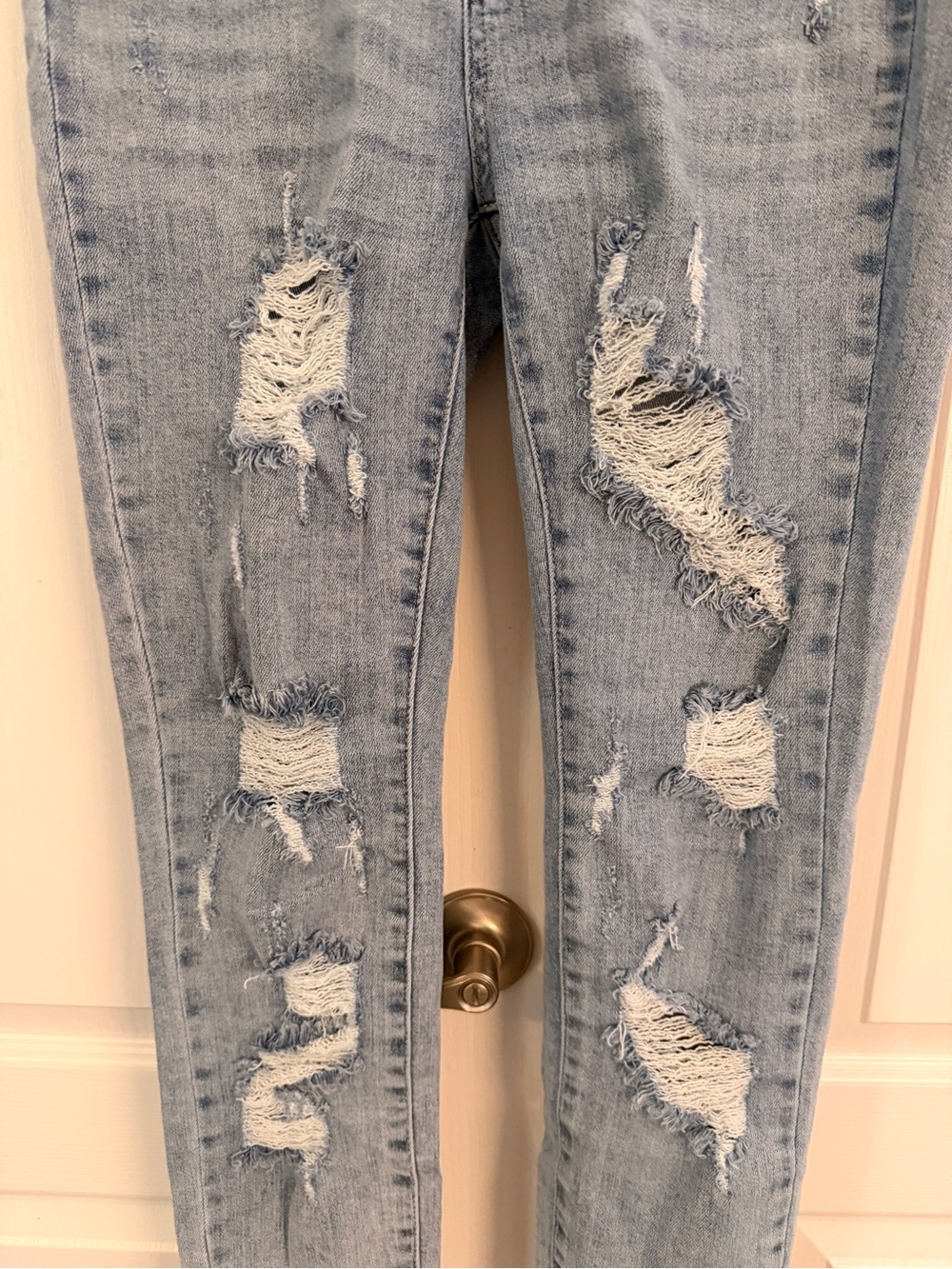 JUDY BLUE 9/29 High-Rise Tummy Control Top Ripped Skinny Jeans - Picture 2 of 11